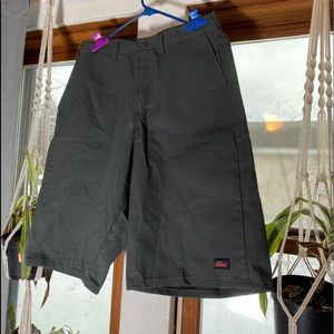 Men’s Dickies Shorts Size 32